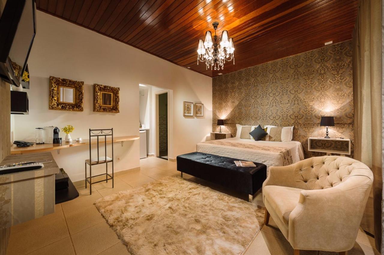 Pousada De Charme Villa Do Comendador Pirenópolis Buitenkant foto